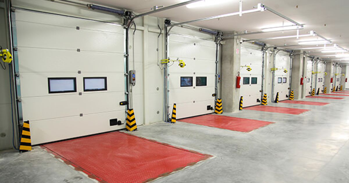 10 Ways to Identify Fraudulent Garage Door Companies